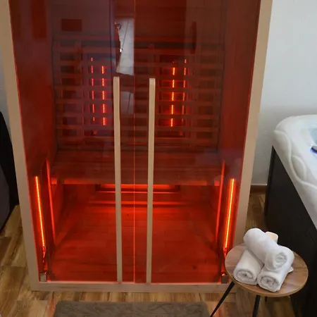 With Hot Tub Srednja Draga, Gorski Kotar - 25051 Σπίτι διακοπών Trsce